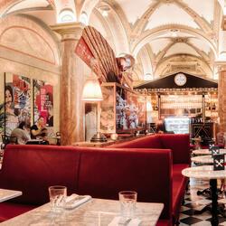 Opera Café